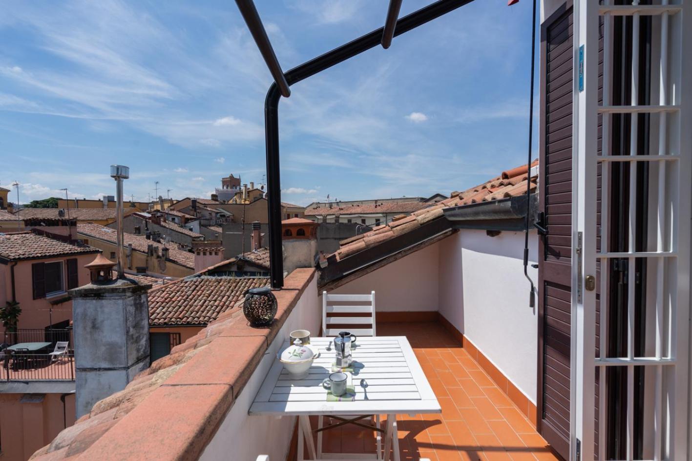 La Favolosa Casa Di Amelie Bologna Eksteriør billede